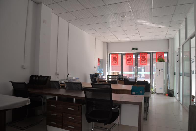 办公环境及设备展示(图1)